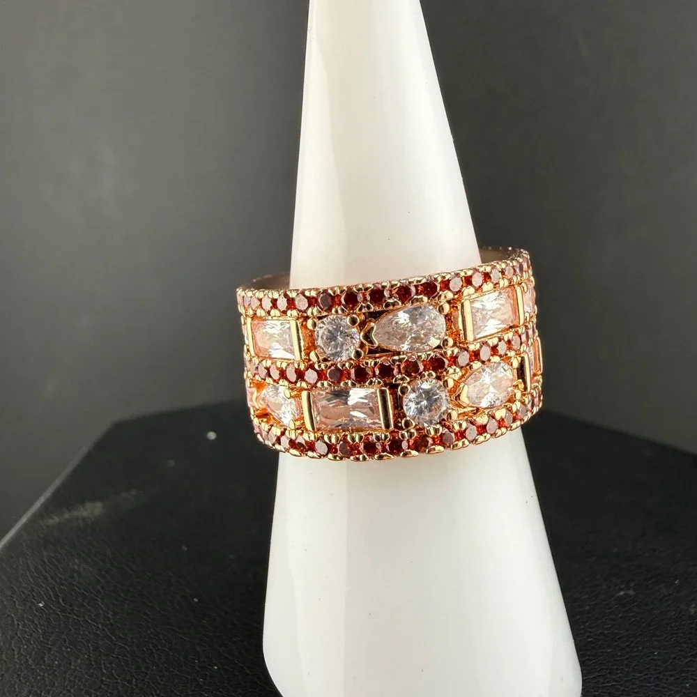 Bomb Party Ring Rose Gold Tone Multi Stone Band Size 7